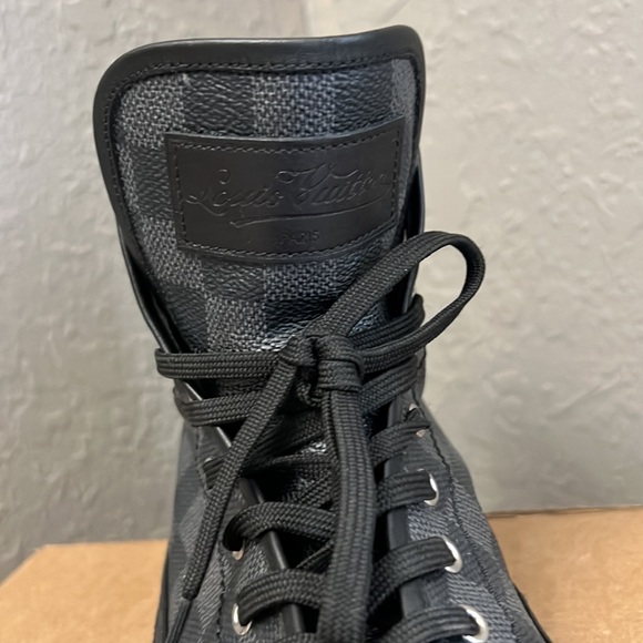 Louis Vuitton sneakers (damier print) size 8 main image 5